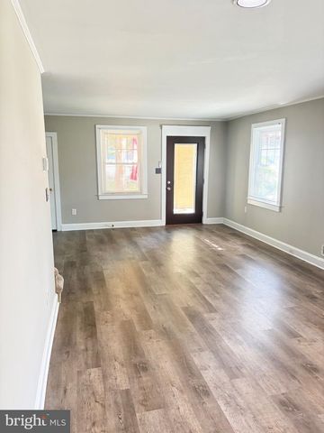 221 ROCKINGHAM RD, Bryn Mawr, PA 19010