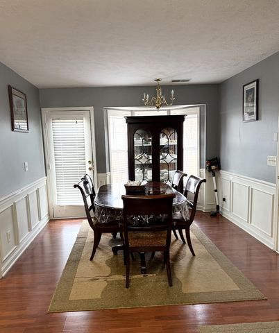 105 Alice Ave, La Vergne, TN 37086