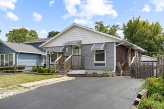 1331 Elm Avenue, Round Lake Beach, IL 60073