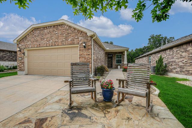 231 Hobby ST, Georgetown, TX 78633