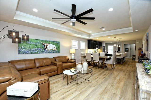 231 Hobby ST, Georgetown, TX 78633