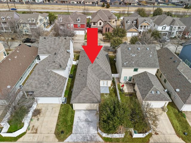 924 Charleston Lane, Savannah, TX 76227