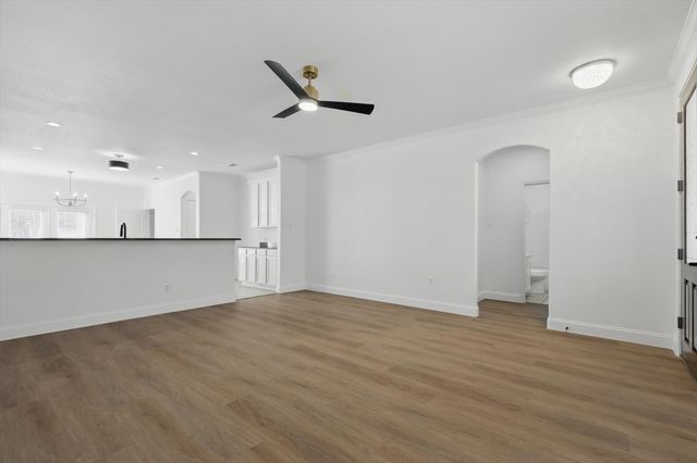 924 Charleston Lane, Savannah, TX 76227