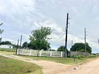5343 Mieth Road, Sealy, TX 77474