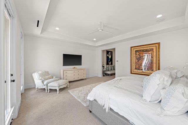 110 E 26th Street B, Houston, TX 77008