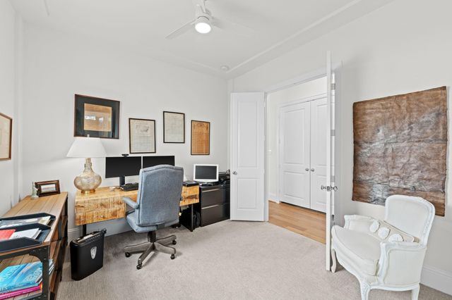 110 E 26th Street B, Houston, TX 77008