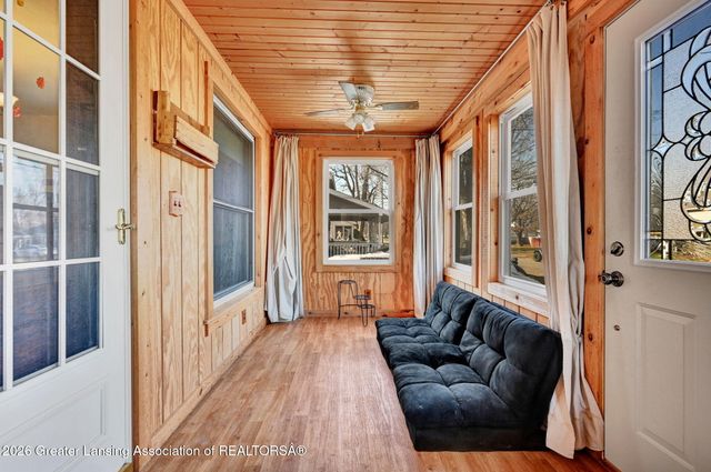 122 E Shaw Street, Charlotte, MI 48813