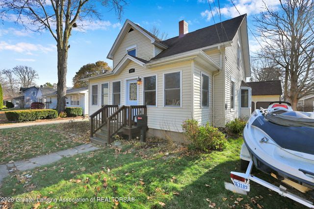 122 E Shaw Street, Charlotte, MI 48813