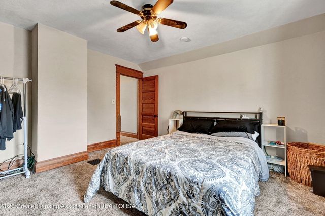 122 E Shaw Street, Charlotte, MI 48813