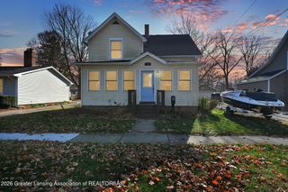 122 E Shaw Street, Charlotte, MI 48813