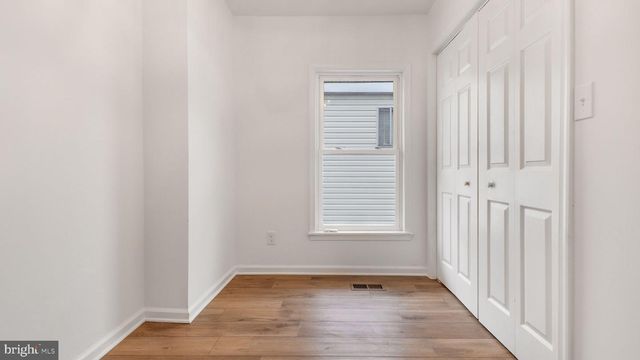 5220 BLAINE ST NE, Washington, DC 20019