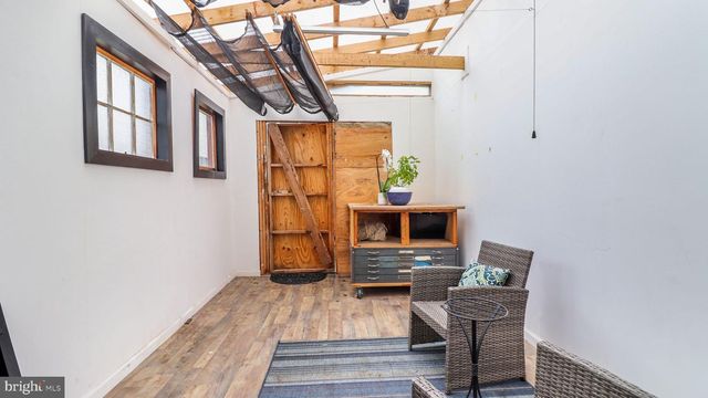 5220 BLAINE ST NE, Washington, DC 20019