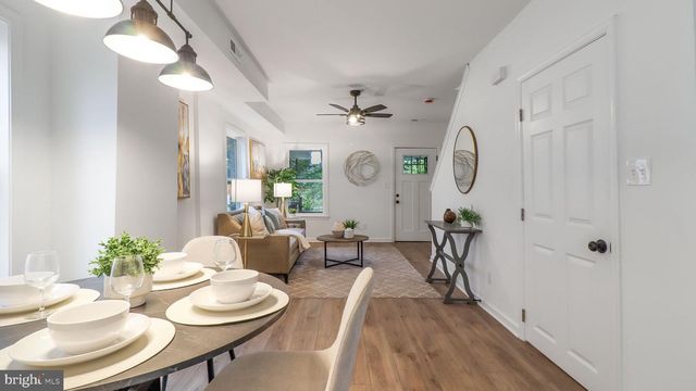 5220 BLAINE ST NE, Washington, DC 20019