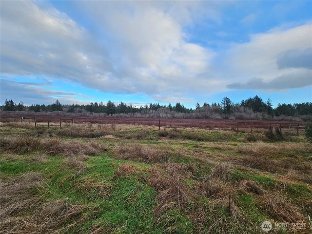 206 184th Avenue Ct NW, Lakebay, WA 98349