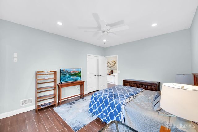 1828 Cable Drive, Toms River, NJ 08753