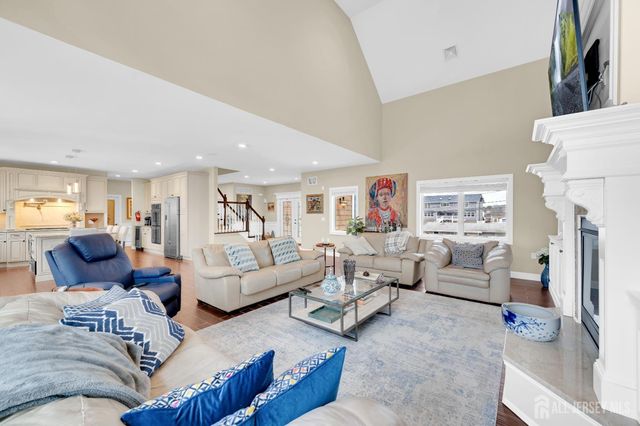 1828 Cable Drive, Toms River, NJ 08753