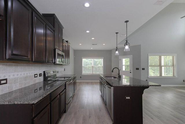 253 Pebblebrook Lane, Columbus, GA 31904