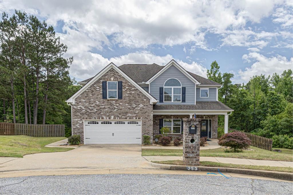 253 Pebblebrook Lane, Columbus, GA 31904