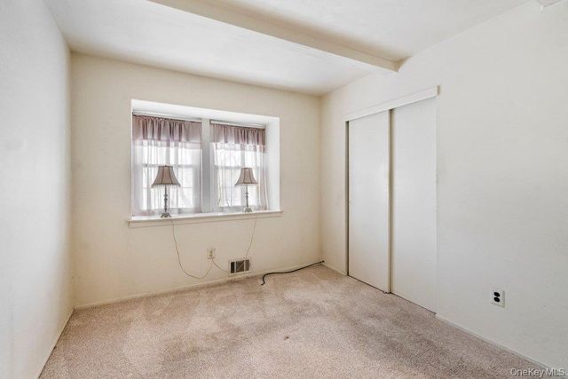 120 Whalers Cove 120, Babylon, NY 11702