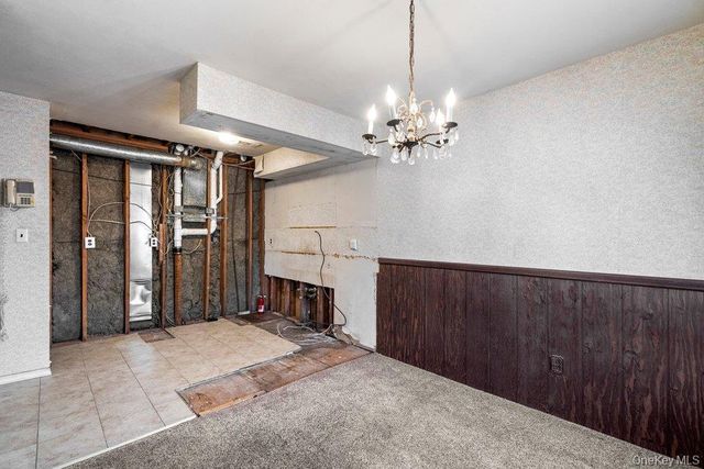 120 Whalers Cove 120, Babylon, NY 11702