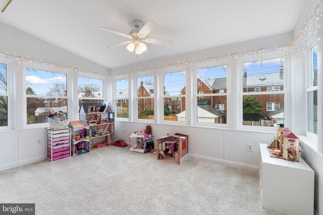 136 HOPKINS RD, Baltimore, MD 21212