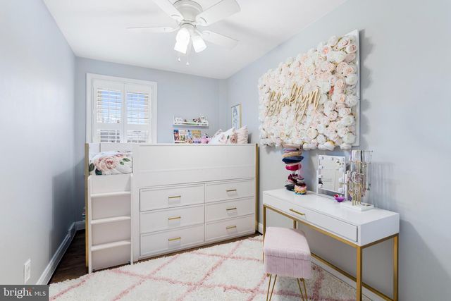 136 HOPKINS RD, Baltimore, MD 21212