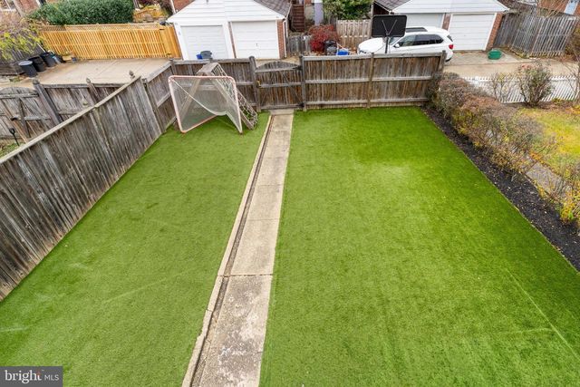 136 HOPKINS RD, Baltimore, MD 21212