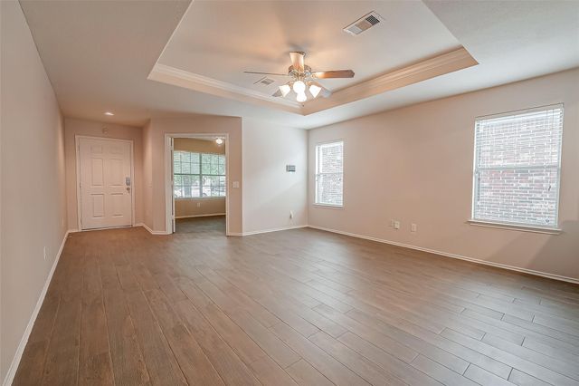 5822 Camelia Evergreen Lane, Richmond, TX 77407