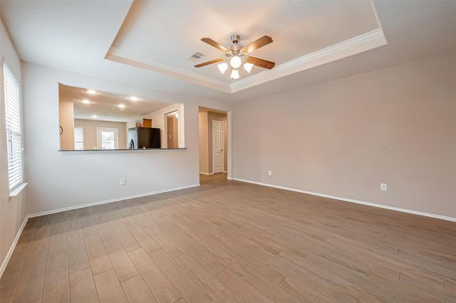 5822 Camelia Evergreen Lane, Richmond, TX 77407