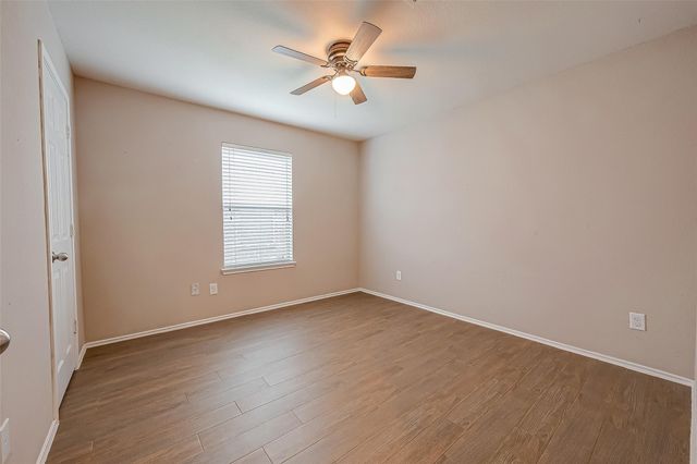 5822 Camelia Evergreen Lane, Richmond, TX 77407