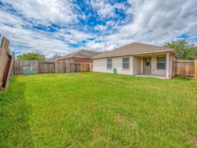 5822 Camelia Evergreen Lane, Richmond, TX 77407