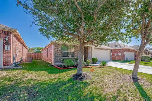 5822 Camelia Evergreen Lane, Richmond, TX 77407