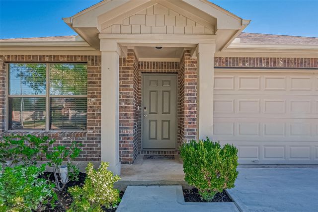 5822 Camelia Evergreen Lane, Richmond, TX 77407