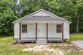 25504 Brunswick Ave, Petersburg, VA 23803