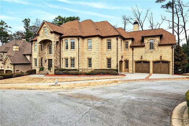 2015 Shaudi Lane, Atlanta, GA 30345