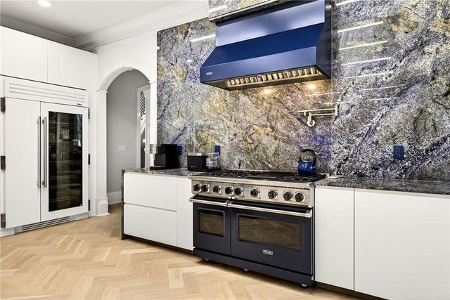 2015 Shaudi Lane, Atlanta, GA 30345