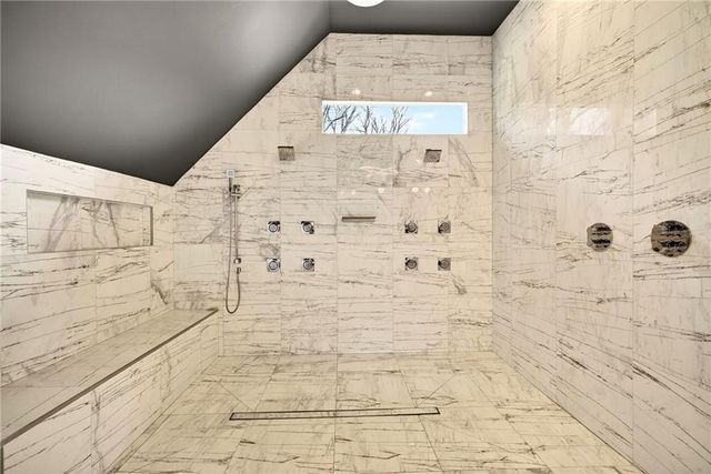 2015 Shaudi Lane, Atlanta, GA 30345