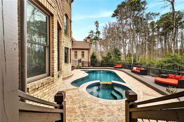 2015 Shaudi Lane, Atlanta, GA 30345