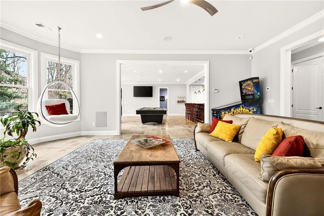 2015 Shaudi Lane, Atlanta, GA 30345