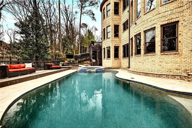 2015 Shaudi Lane, Atlanta, GA 30345