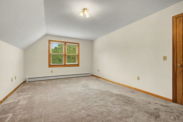 35 Cook Rd, Southampton, MA 01073