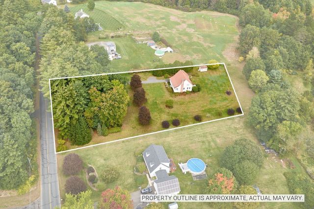 35 Cook Rd, Southampton, MA 01073