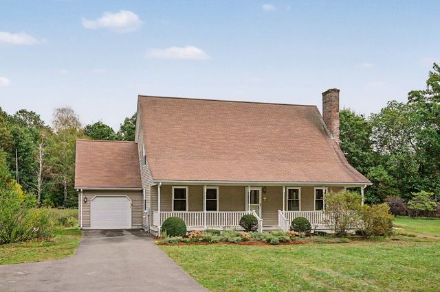35 Cook Rd, Southampton, MA 01073