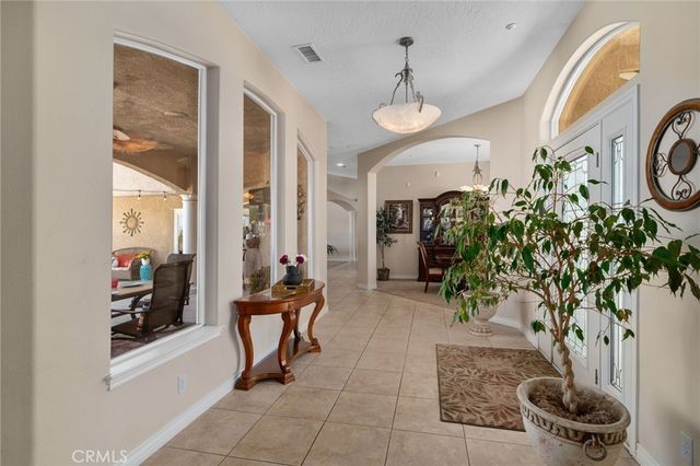 8289 Alta Mesa Road, Oak Hills, CA 92344