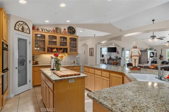 8289 Alta Mesa Road, Oak Hills, CA 92344