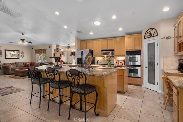 8289 Alta Mesa Road, Oak Hills, CA 92344