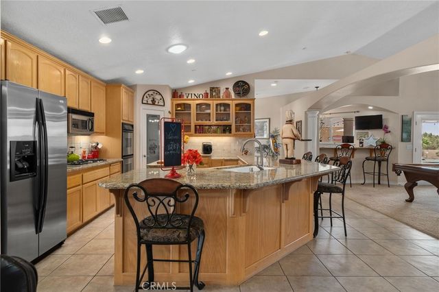 8289 Alta Mesa Road, Oak Hills, CA 92344