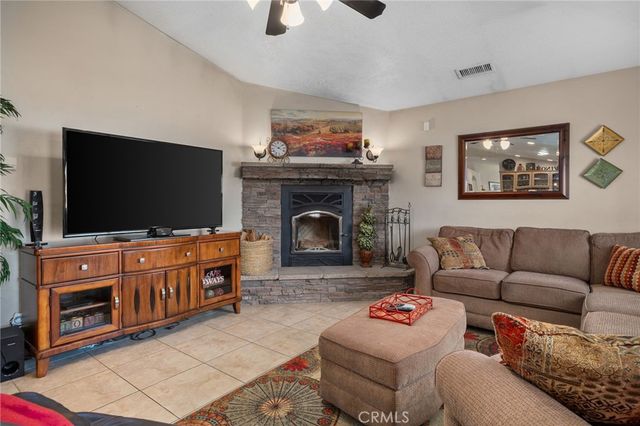 8289 Alta Mesa Road, Oak Hills, CA 92344