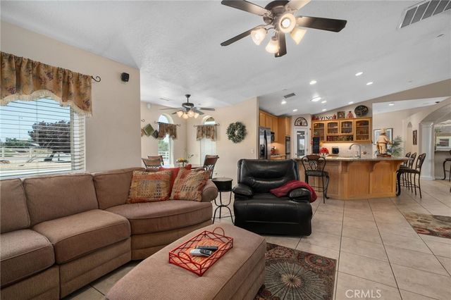 8289 Alta Mesa Road, Oak Hills, CA 92344