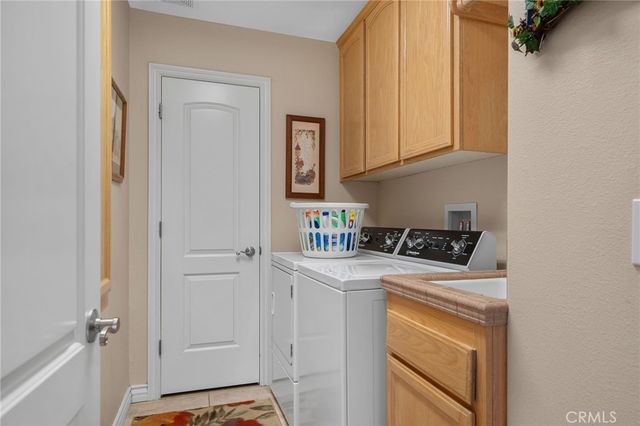 8289 Alta Mesa Road, Oak Hills, CA 92344